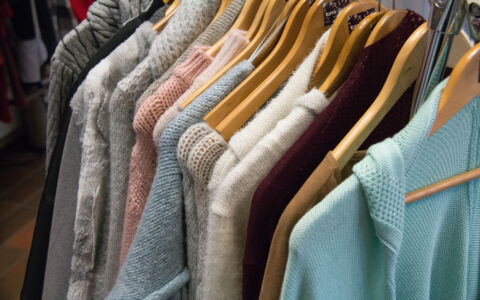 moteriški drabužiai - megztiniai